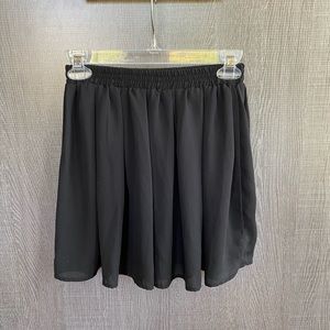Brandy Mellville Flowy Black Skirt